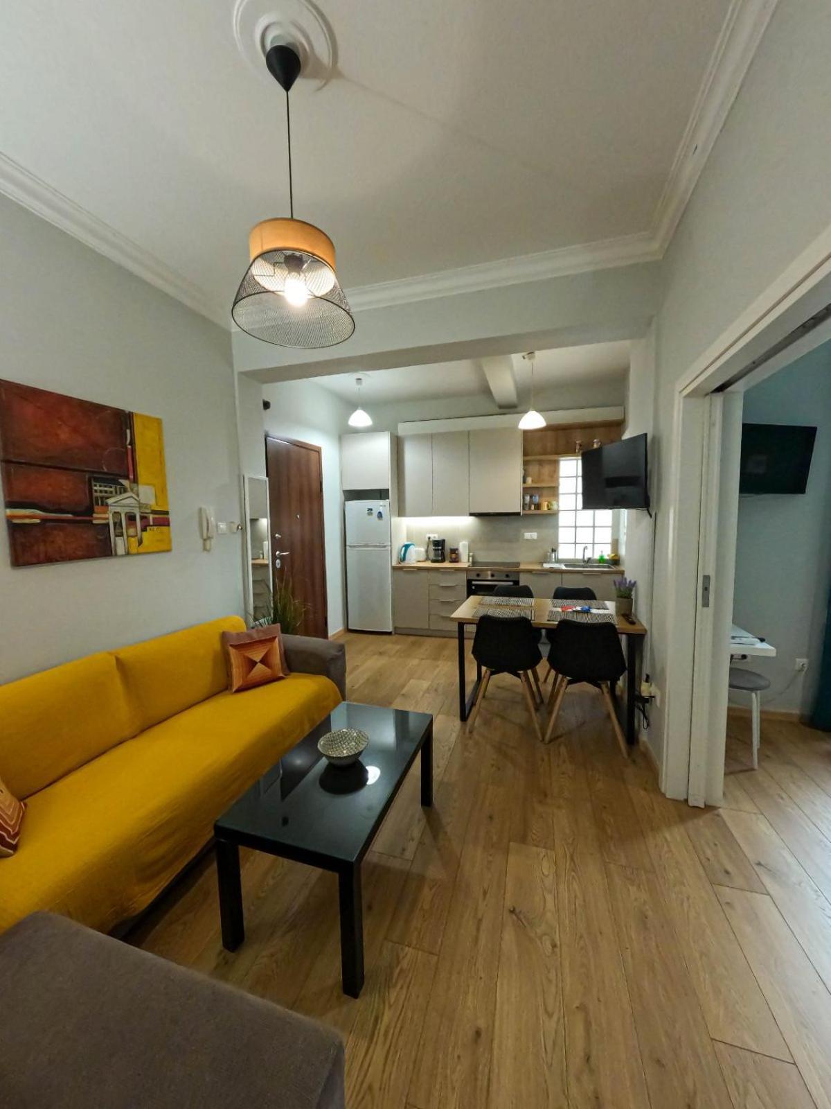 Comfortable Apt, Next To Archeological Museum! أثينا المظهر الخارجي الصورة